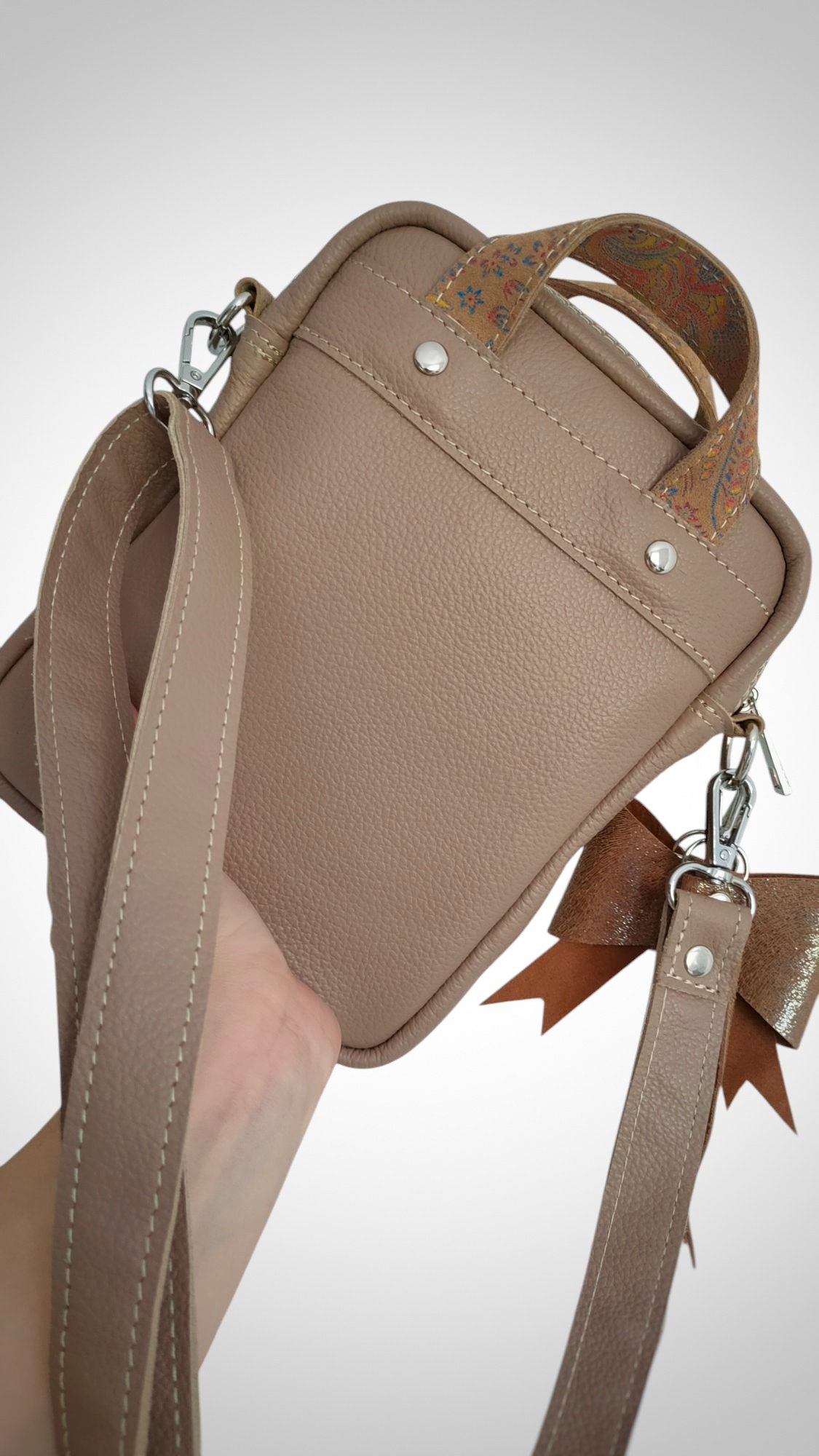 *Saszetka listonoszka Small Beż/Paisley brzoskwinia - obrazek 4