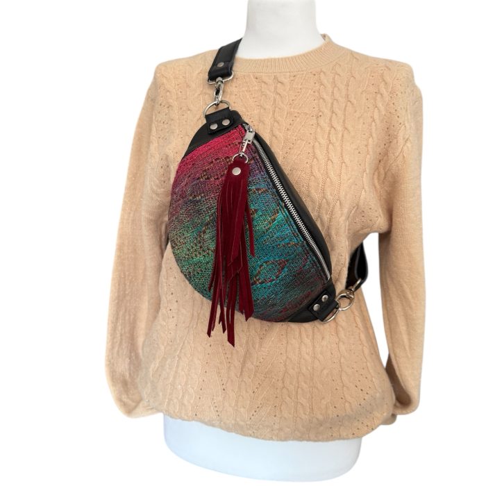 Saszetka skórzana/Skrawek Woolie weaver night in Rio