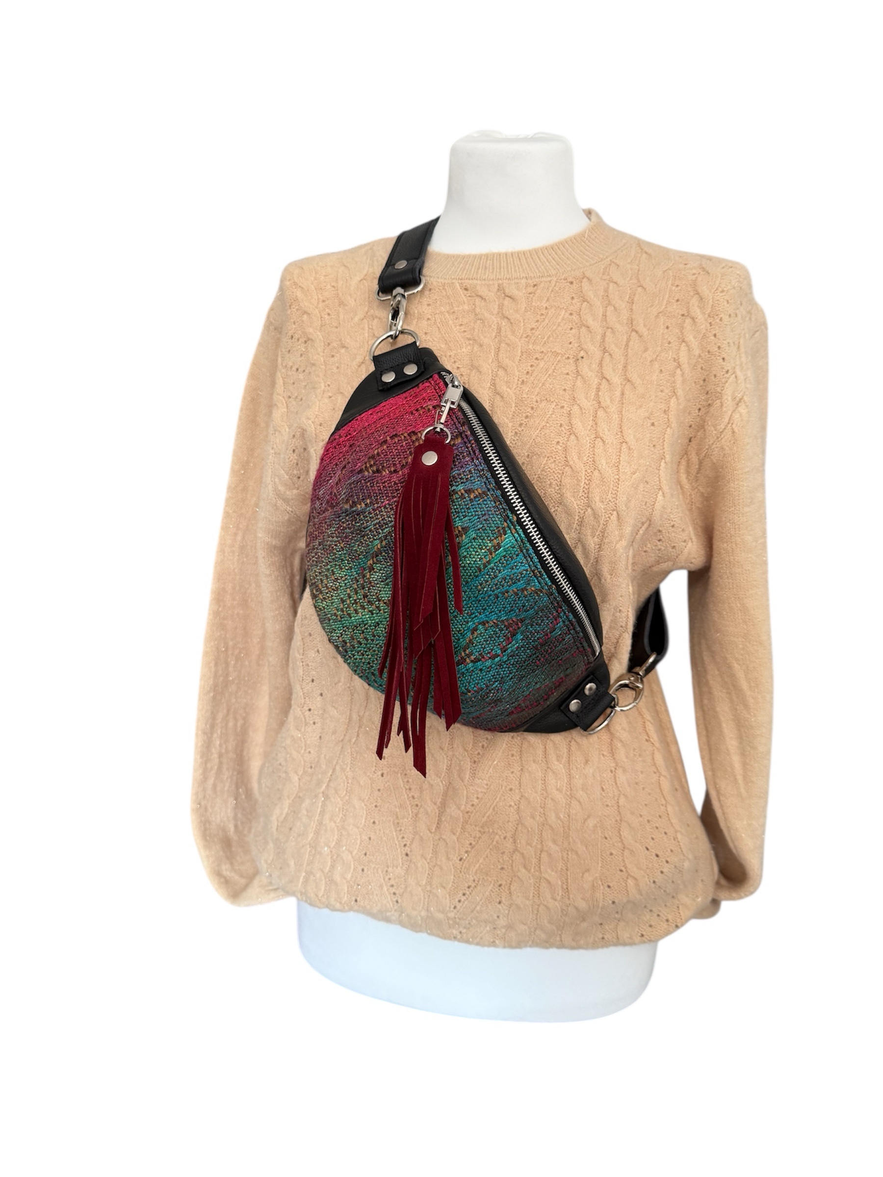 Saszetka skórzana/Skrawek Woolie weaver night in Rio