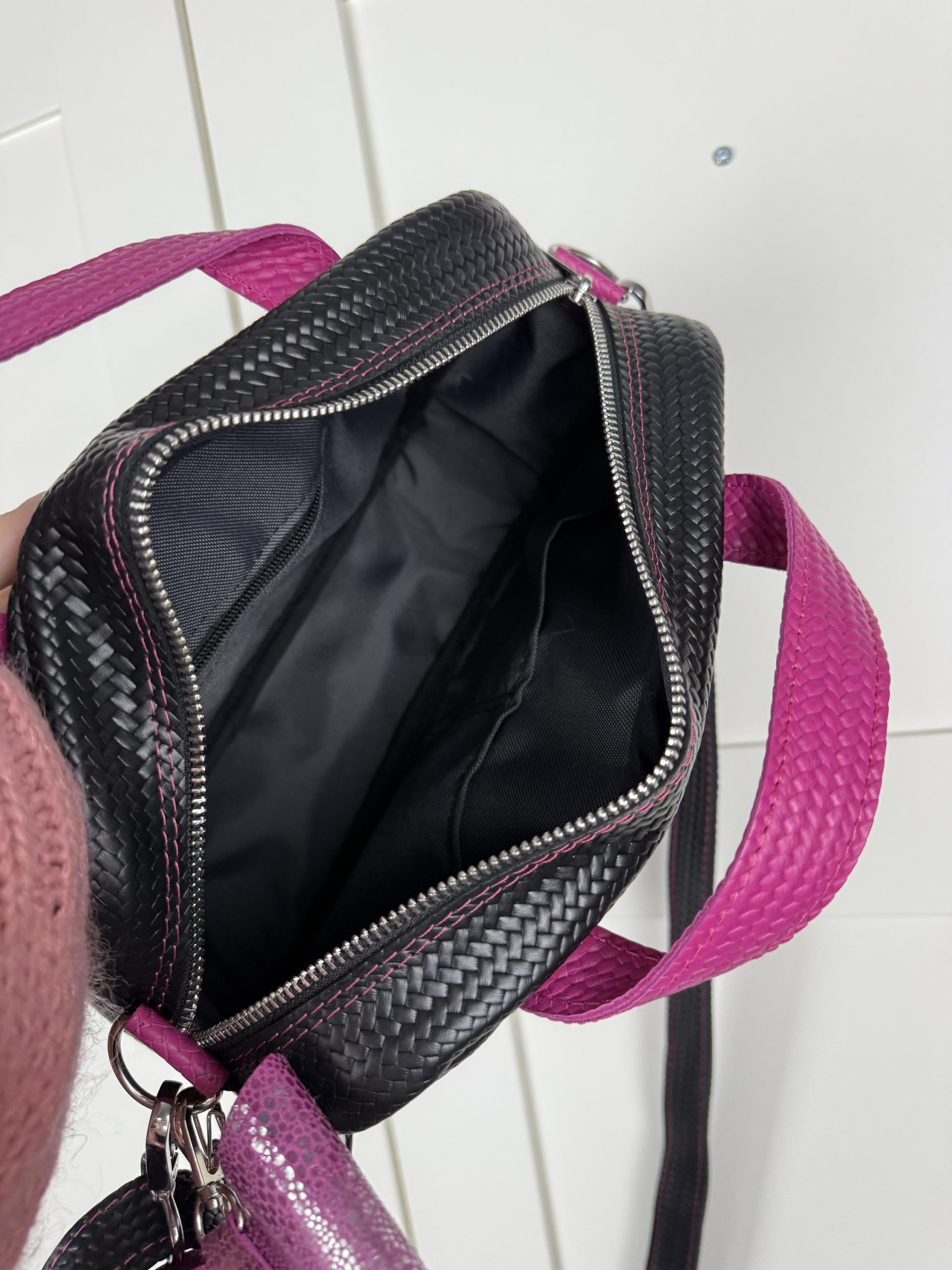 Kuferek skórzany Slavic wraps plecionka fuksja/czerń - obrazek 4