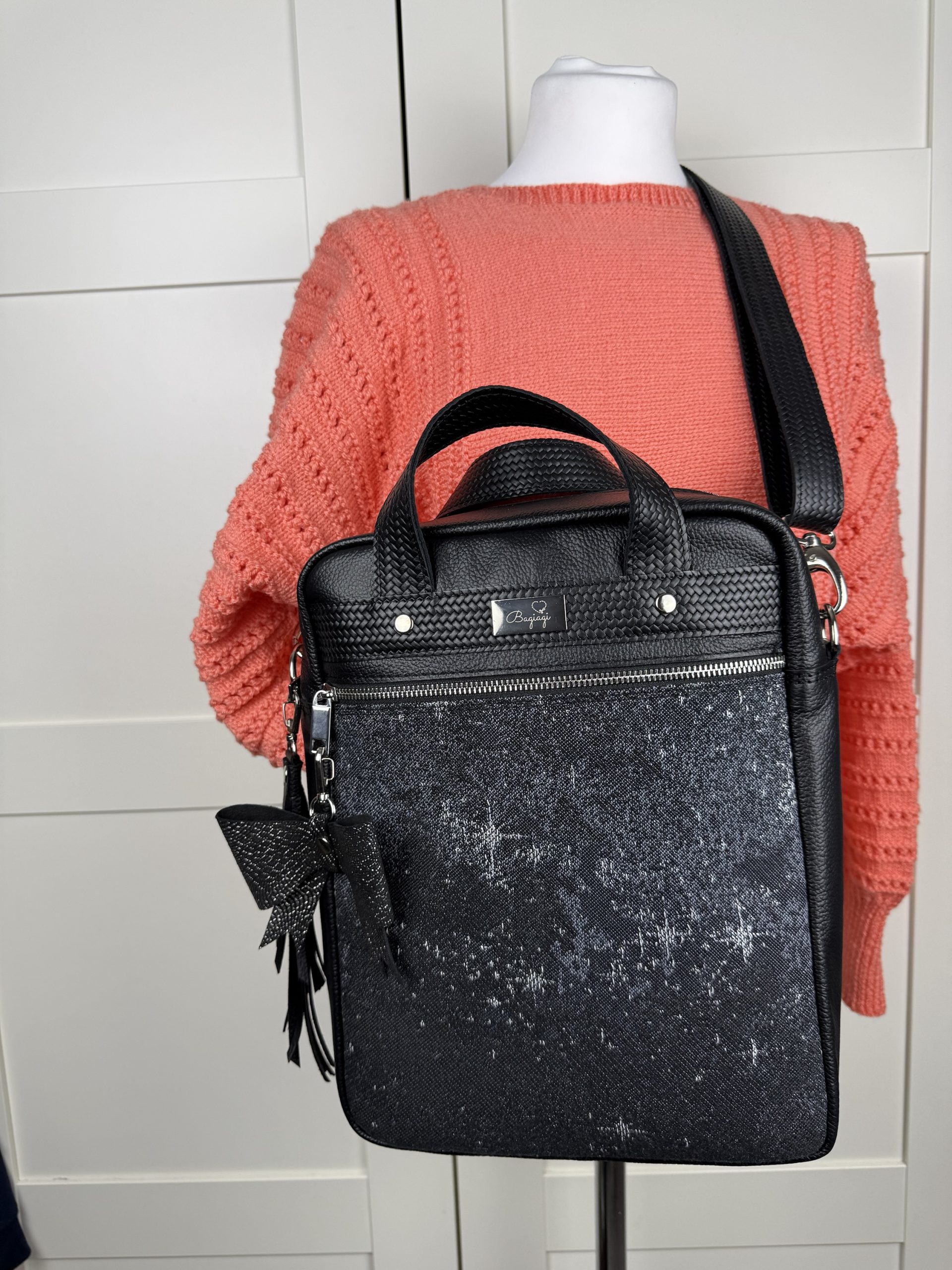 Listonoszka A4 Maxi czarna skóra naturalna Galaktyka Natibaby - obrazek 5