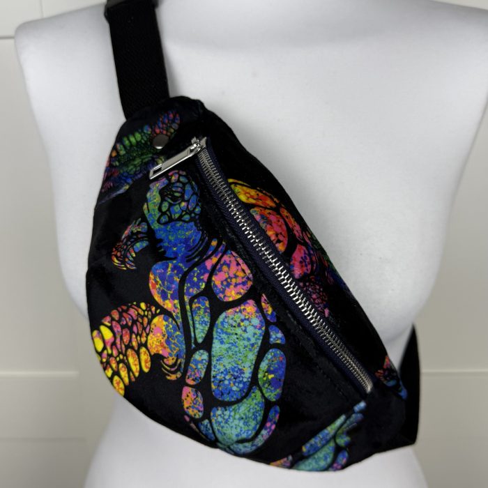 Nerka S mini tęczowe żółwie welur drukowany