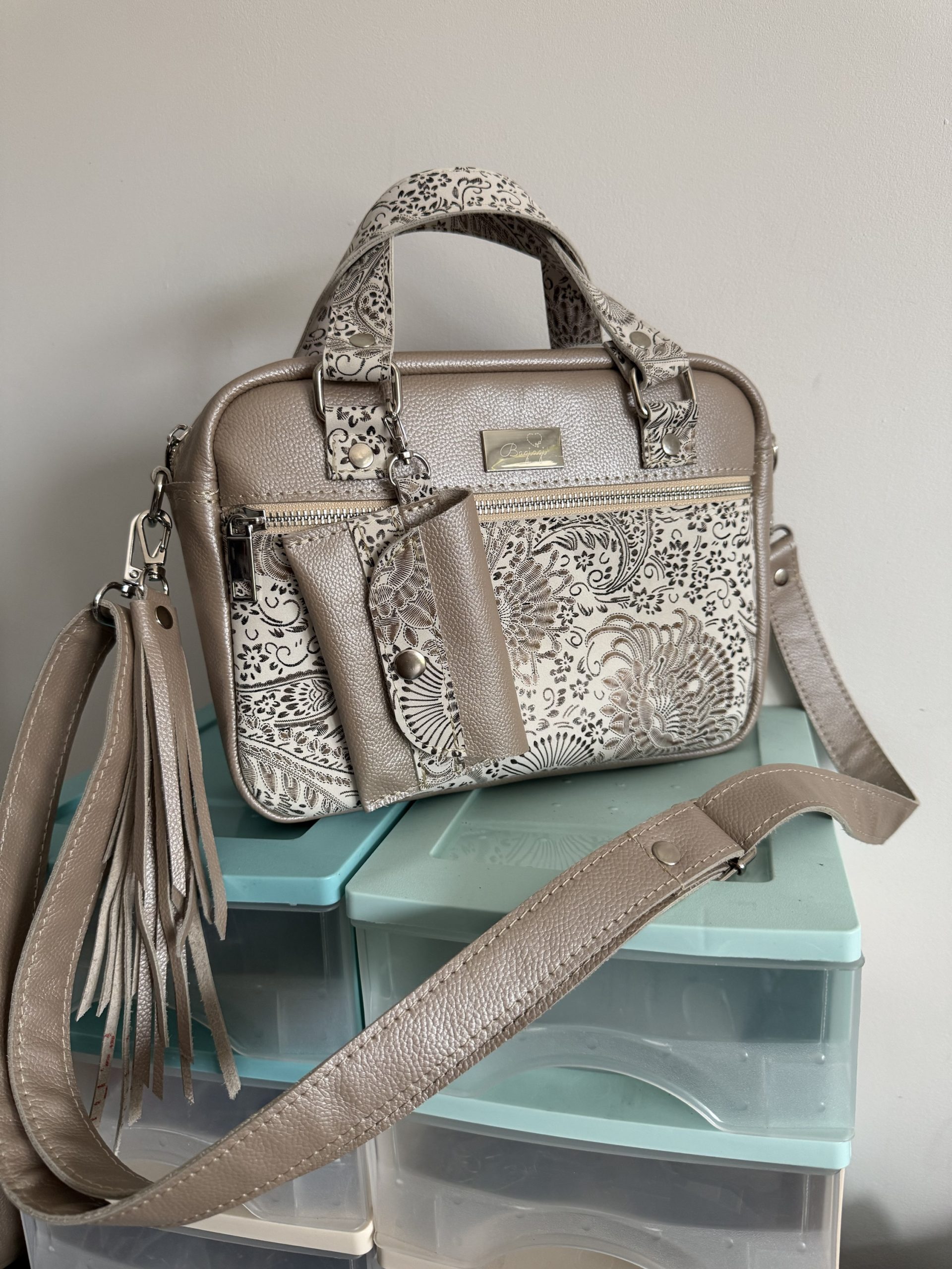 Listonoszka beżowa perła skóra naturalna Złoto białe Paisley + portfelik - obrazek 3